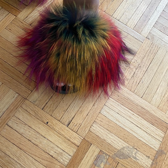 FUR SLIDES - Picture 2 of 2